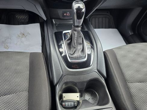 Used 2020 Nissan Rogue Sport SV w/ All-Weather Package image 18