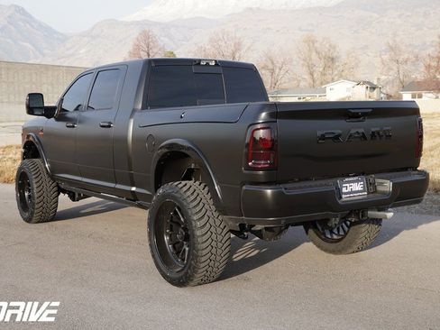 Used 2026 RAM 3500 Limited image 8