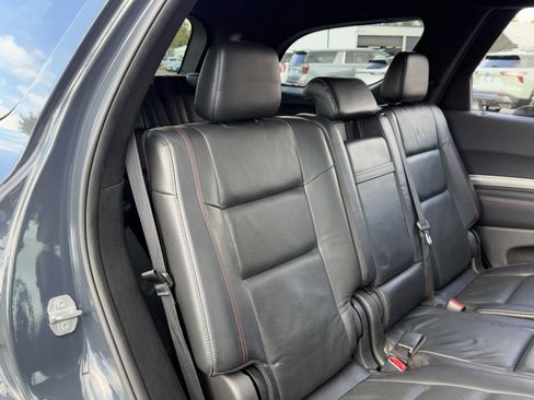 Used 2017 Dodge Durango R/T image 28