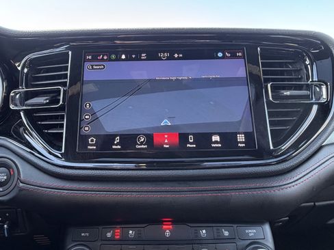 Used 2024 Dodge Durango GT image 7