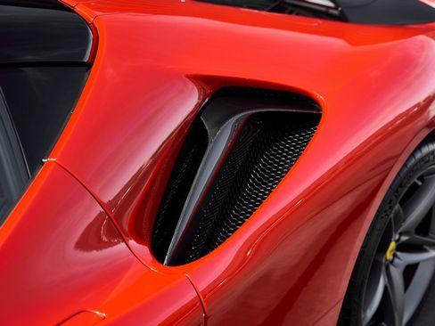 Used 2021 Ferrari SF90 Stradale image 10