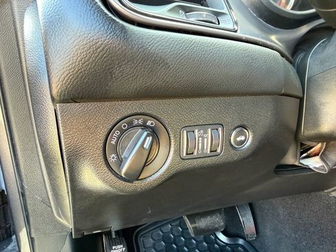 Used 2023 Dodge Challenger GT image 15