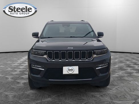 Used 2023 Jeep Grand Cherokee Limited w/ Trailer Tow Prep Group (B) image 8