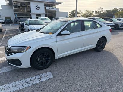Certified 2024 Volkswagen Jetta SE w/ Panoramic Sunroof Package