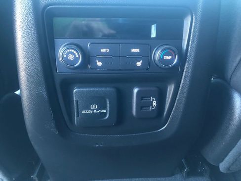 Used 2023 Buick Enclave Avenir w/ Avenir Technology Package AWD/4WD image 16