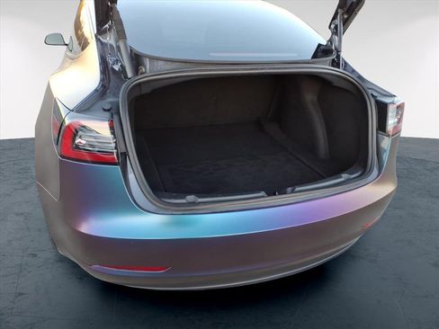 Used 2023 Tesla Model 3 Performance image 9