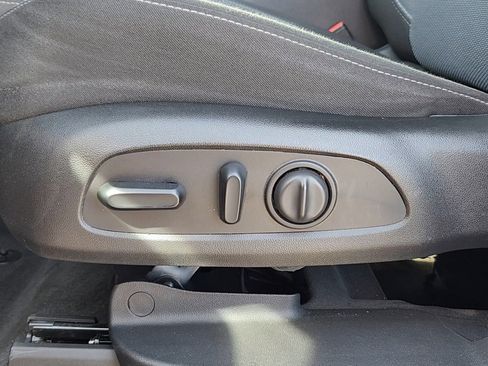 Used 2020 Chevrolet Traverse LT w/ LPO, Floor Liner Package image 9