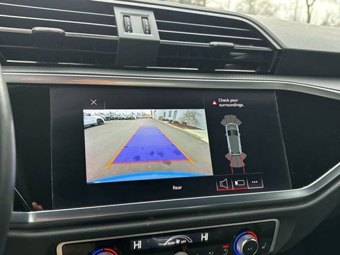 Used 2020 Audi Q3 2.0T Premium image 17