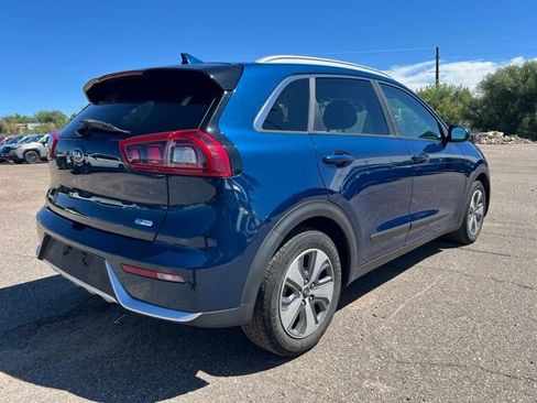 Used 2019 Kia Niro LX FWD image 6