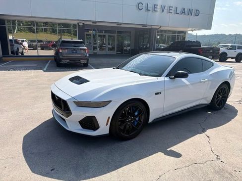 Used 2024 Ford Mustang GT RWD image 24