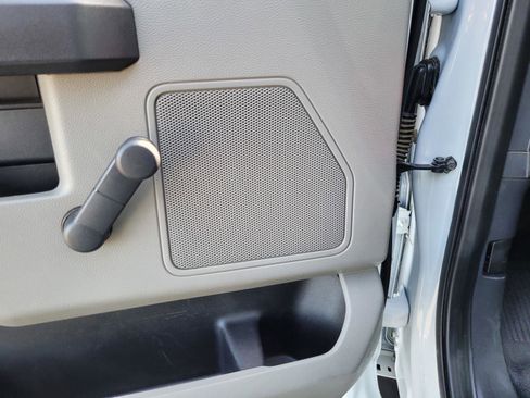 Used 2022 Ford F550 XL image 21