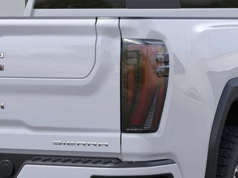 New 2026 GMC Sierra 2500 Denali w/ Denali Reserve Package AWD/4WD image 11