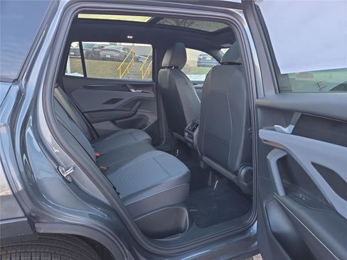 New 2026 Volkswagen Tiguan SE R-Line image 31