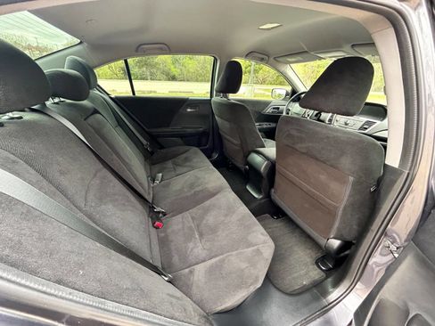 Used 2013 Honda Accord LX image 12