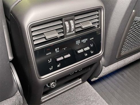 New 2026 Porsche Cayenne Coupe image 25