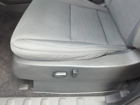Certified 2023 Nissan Frontier SV w/ Technology Package RWD image 35