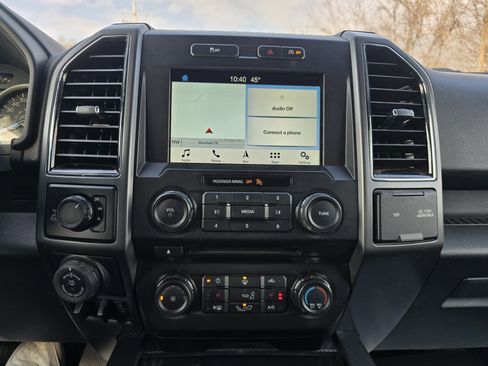 Used 2018 Ford F150 XLT w/ Equipment Group 302A Luxury image 22