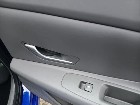 Used 2024 Hyundai Elantra SEL FWD image 25