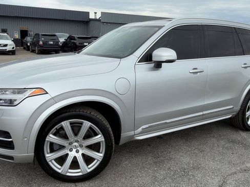 Used 2017 Volvo XC90 T8 Inscription AWD/4WD image 4