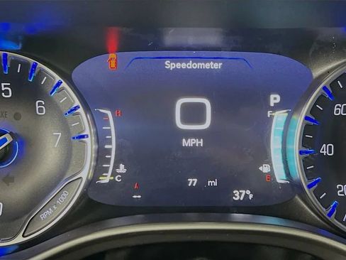 New 2025 Chrysler Pacifica Select FWD image 13