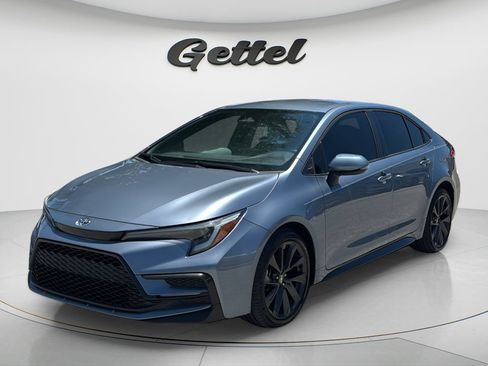 Used 2024 Toyota Corolla SE FWD image 1