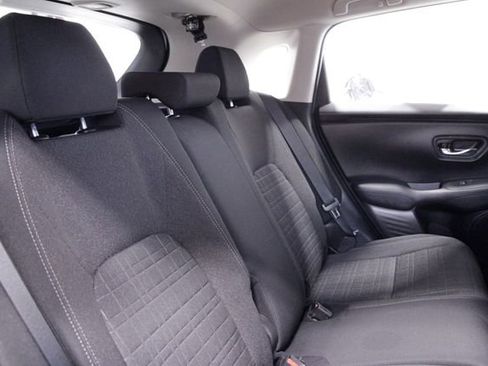 Certified 2023 Honda HR-V LX image 18