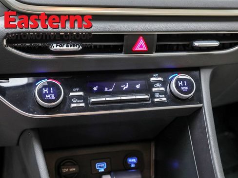 Used 2023 Hyundai Sonata SEL image 19