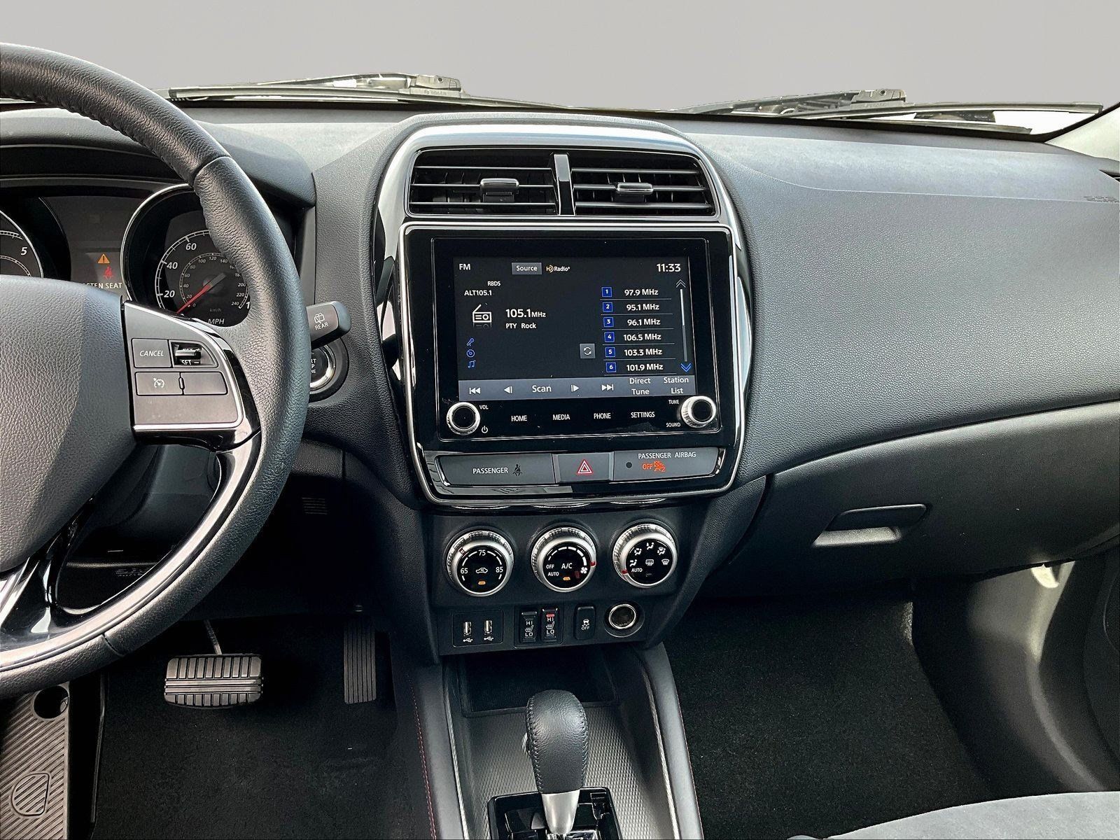 Used 2026 Mitsubishi Outlander Sport SE AWD/4WD image 9