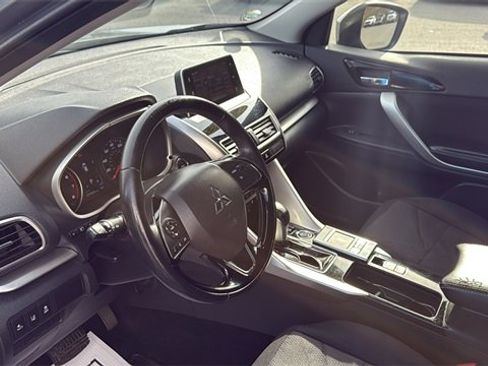 Used 2020 Mitsubishi Eclipse Cross SE image 21