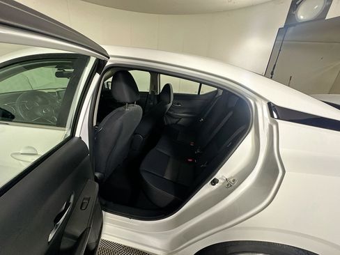 Used 2023 Nissan Sentra SV w/ Trunk Package image 25