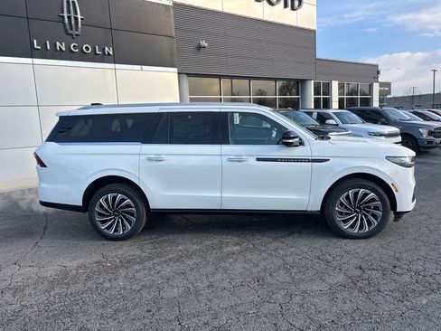 New 2026 Lincoln Navigator L Black Label image 8
