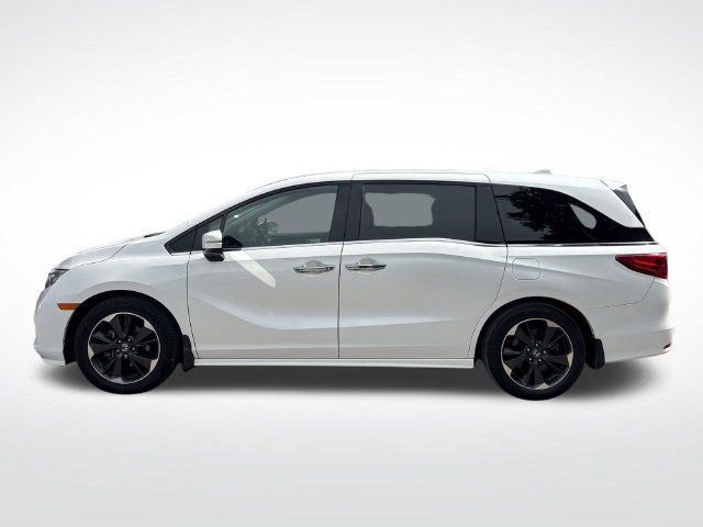 Used 2023 Honda Odyssey Elite image 2
