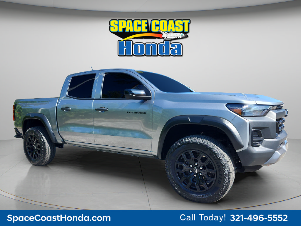 Used 2026 Chevrolet Colorado Trail Boss AWD/4WD image 1