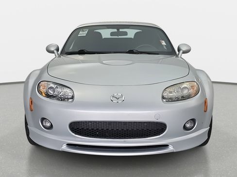 Used 2007 MAZDA MX-5 Miata Sport w/ Appearance Pkg image 2
