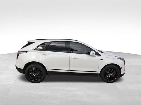 Certified 2024 Cadillac XT5 Sportv w/ Technology Package image 5