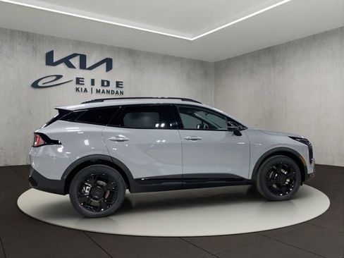 New 2026 Kia Sportage X-Line w/ X-Line Technology Package image 8