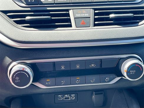 Used 2022 Nissan Altima 2.5 SR image 15