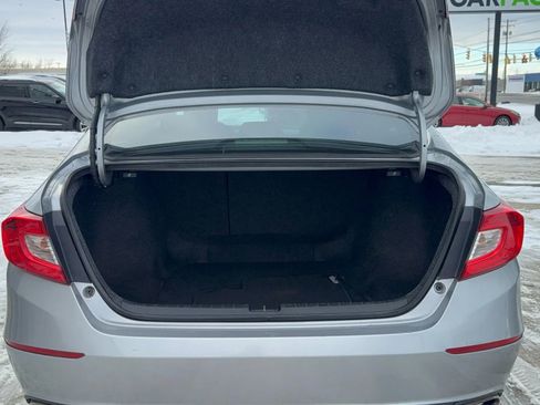 Used 2019 Honda Accord Sport image 12