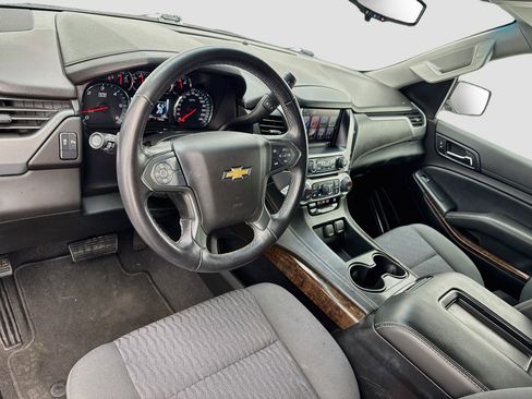 Used 2019 Chevrolet Tahoe LS RWD image 7