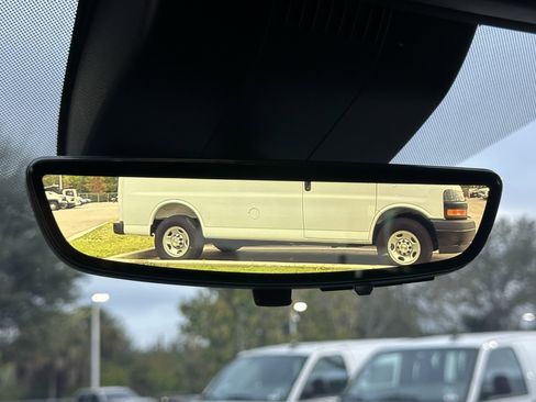 Used 2023 GMC Yukon Denali w/ Denali Reserve Package image 29