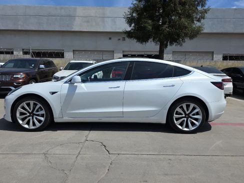 Used 2020 Tesla Model 3 Standard Range RWD image 6