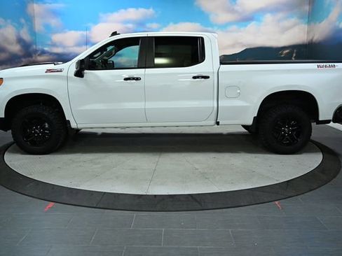 Used 2023 Chevrolet Silverado 1500 LT Trail Boss w/ Convenience Package II image 5
