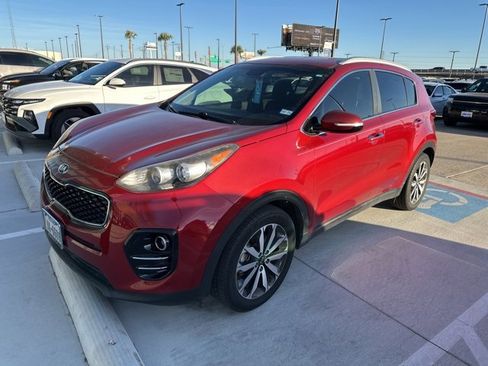 Used 2019 Kia Sportage EX image 1