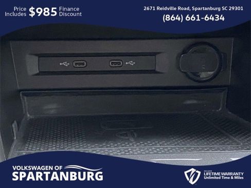 Used 2021 Volkswagen Tiguan SE image 28