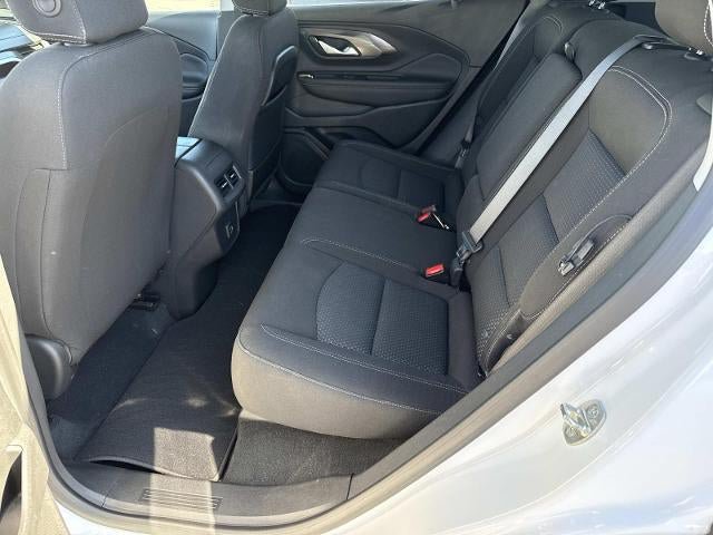 Used 2023 GMC Terrain SLE w/ Driver Convenience Package FWD image 17
