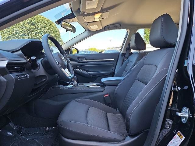 Certified 2023 Nissan Altima 2.5 SV FWD image 15