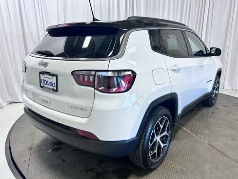 Used 2024 Jeep Compass Limited image 26