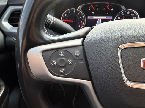 Used 2021 GMC Acadia SLT w/ Premium Package image 32