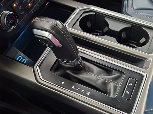 Used 2018 Ford F150 Limited image 34