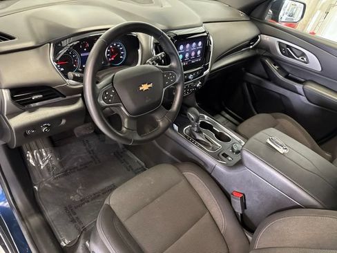 Used 2023 Chevrolet Traverse LT AWD/4WD image 38